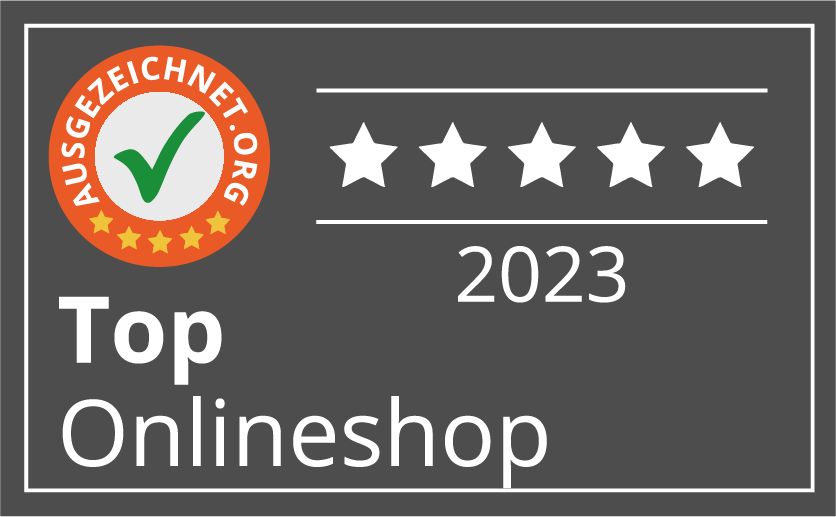 Plakette mit „Ausgezeichnet.org“ um ein Häkchen, fünf Sternen und „2023“ auf grauem Hintergrund, auf dem ein Anhängerflugzeug abgebildet ist. Der Text lautet „Top Onlineshop.